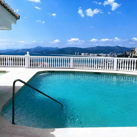 아파트 Royal - With Sea View & Terrace 파로 데 쿠예라